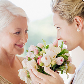 7 ways to get both of your moms involved with wedding planning