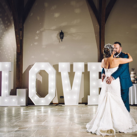 Fantasy weddings that engaged social media