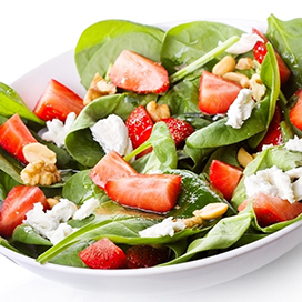 Spinach salad with strawberries