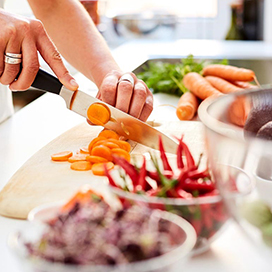 5 Ways to make your salad more satisfying