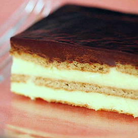 Chocolate Éclair Cake