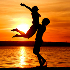 4 ways to make your partner closer to you emotionally!