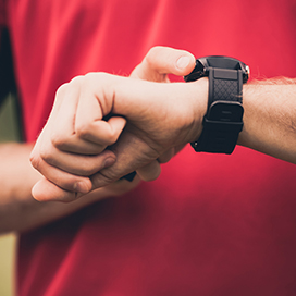 Burn 500 extra calories a day with these effortless habits!