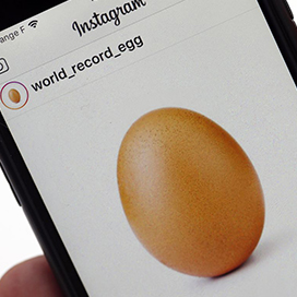 What is the story behind Instagram's egg?