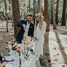 How to plan an elopement wedding?