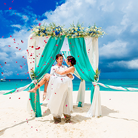 Wedding destination for Aquarius: Phuket, Thailand