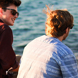 Maintain a good conversation with your friends