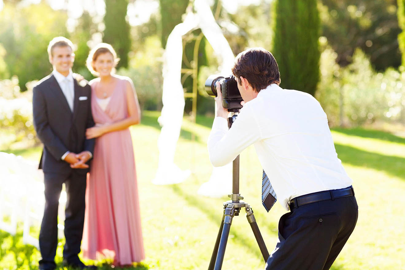 The Wedding Photographer