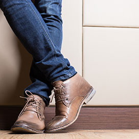Shoes to Wear with a Denim Jacket