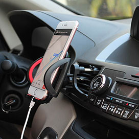 Car Gadgets for a Smooth Road Trip