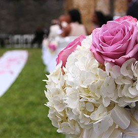 Choose Wedding Colors Based on Their Meaning